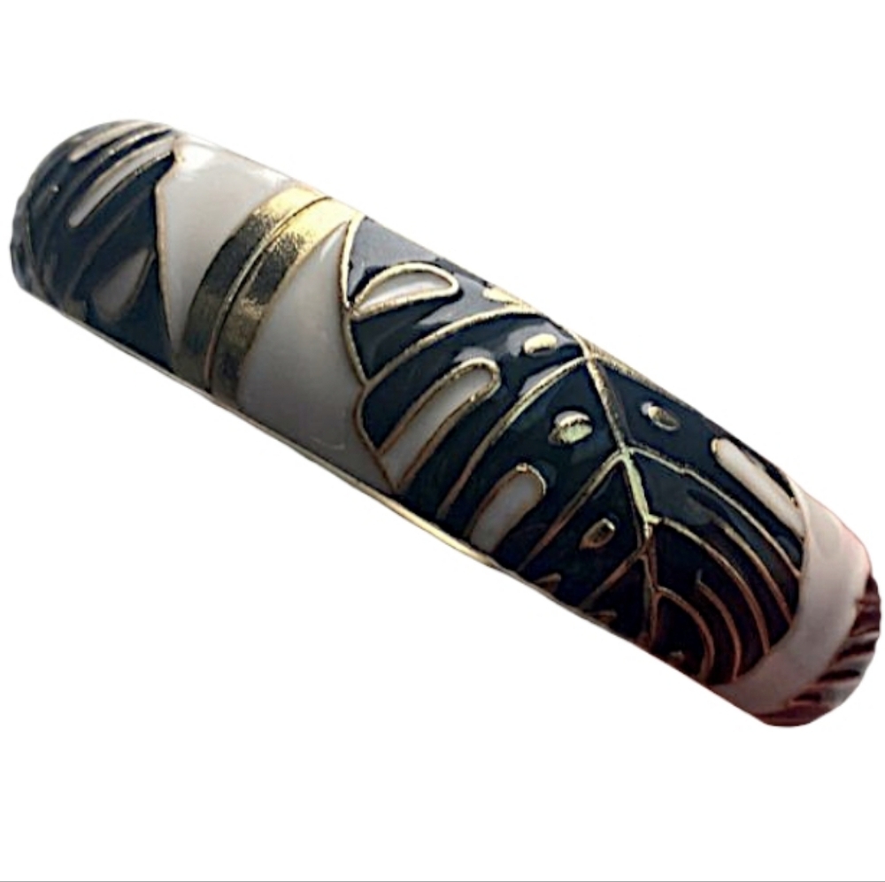 Monstera Leaf Bangle - image 5